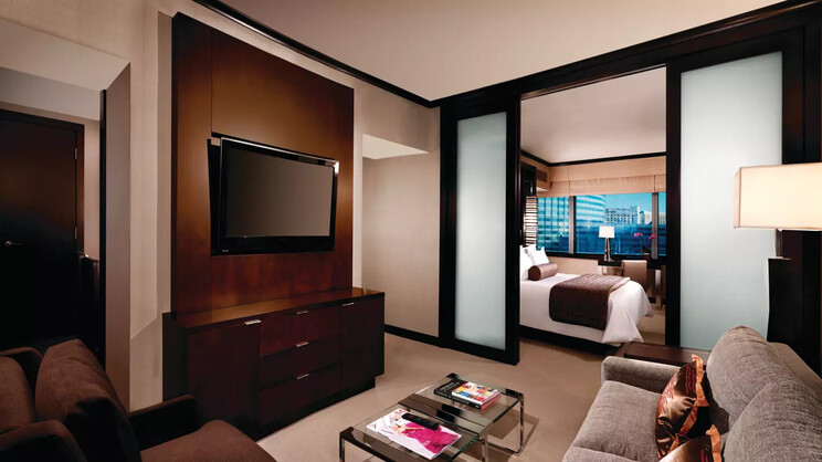  City Corner Suite 